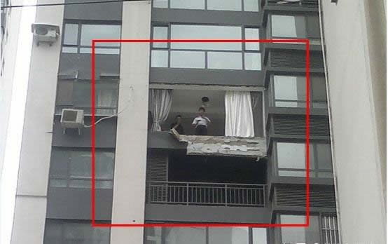 伊盾門窗，高效隔音門窗，安全門窗倡導(dǎo)者！