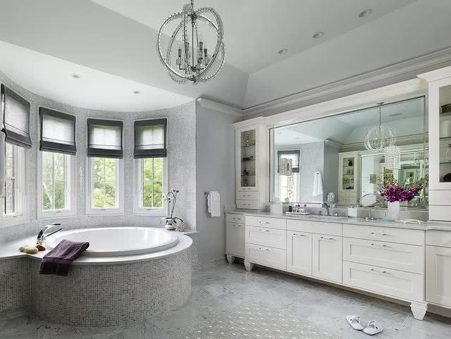 疫情當前遇上回南天，防疫究竟要開窗通風，還是關窗防濕？