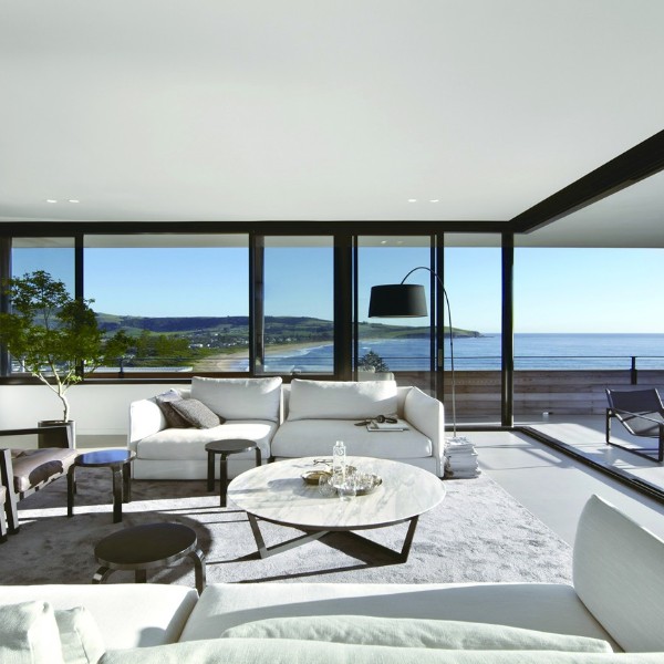 住在沿海城市的居民，選擇什么門窗才能夠經得起考驗？