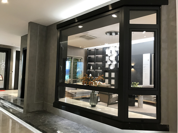 高效隔音門窗哪個品牌好？伊盾門窗怎么樣？佛羅倫薩4