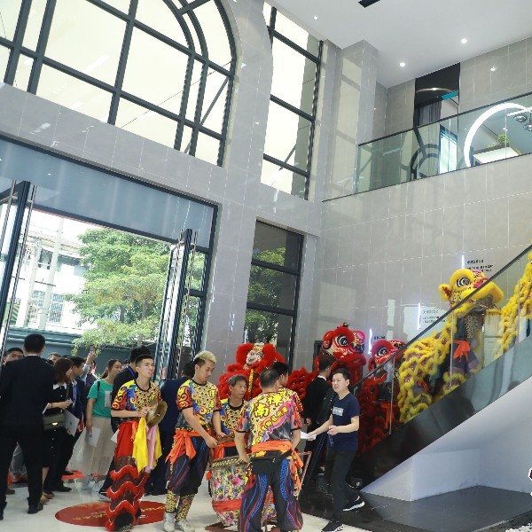 安全門窗哪家好？當屬伊盾門窗制造！